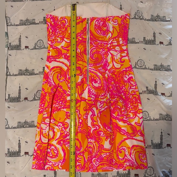 🥳💕 Host Pick 💕🥳 Lilly Pulitzer strapless dress - Picture 16 of 16